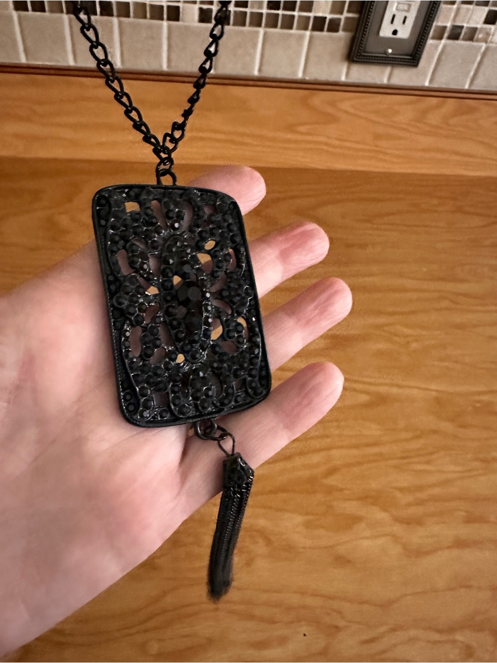 Pendant Tassel Necklace black filigree